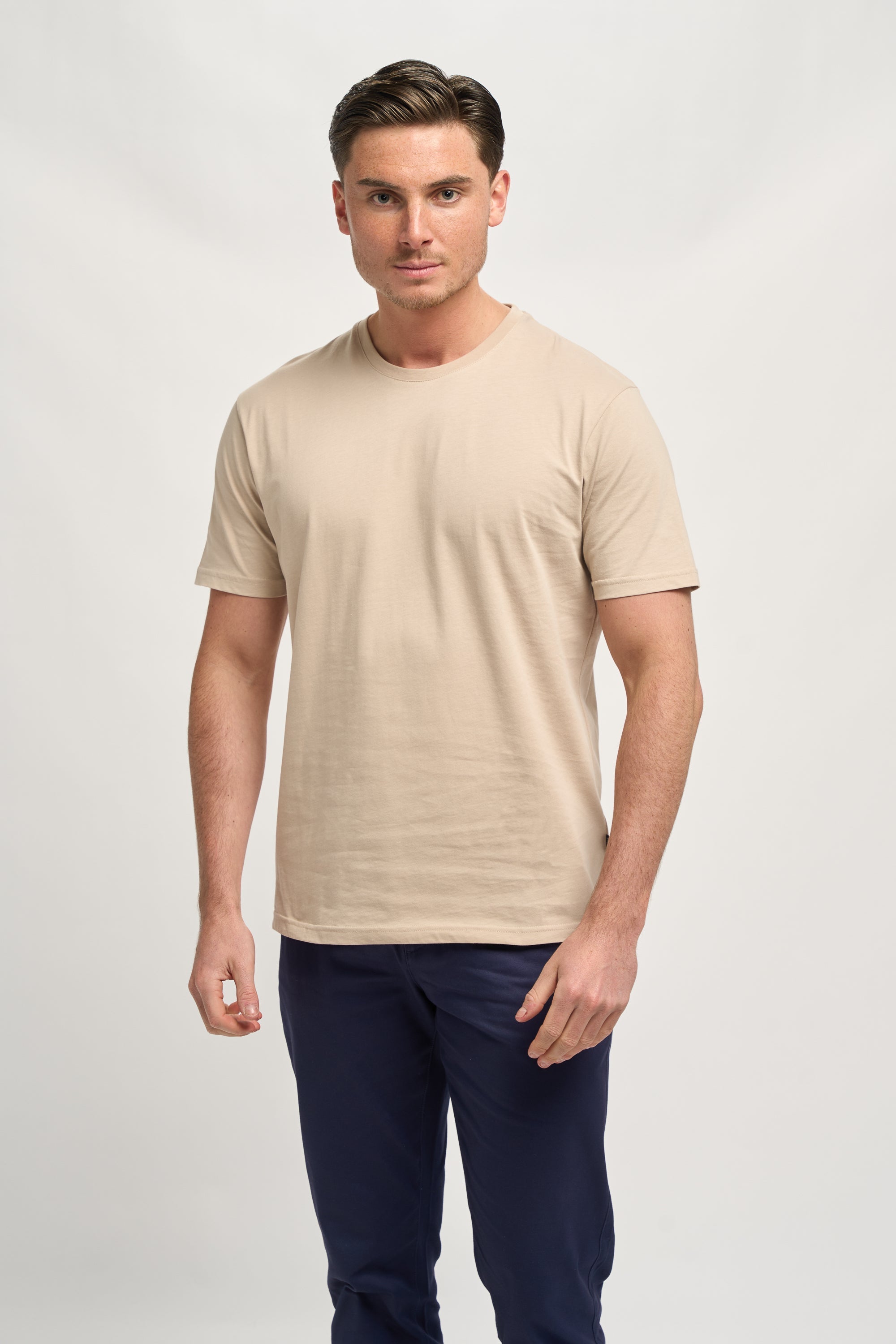 Men’s 100% cotton crewneck T-shirt, classic fit