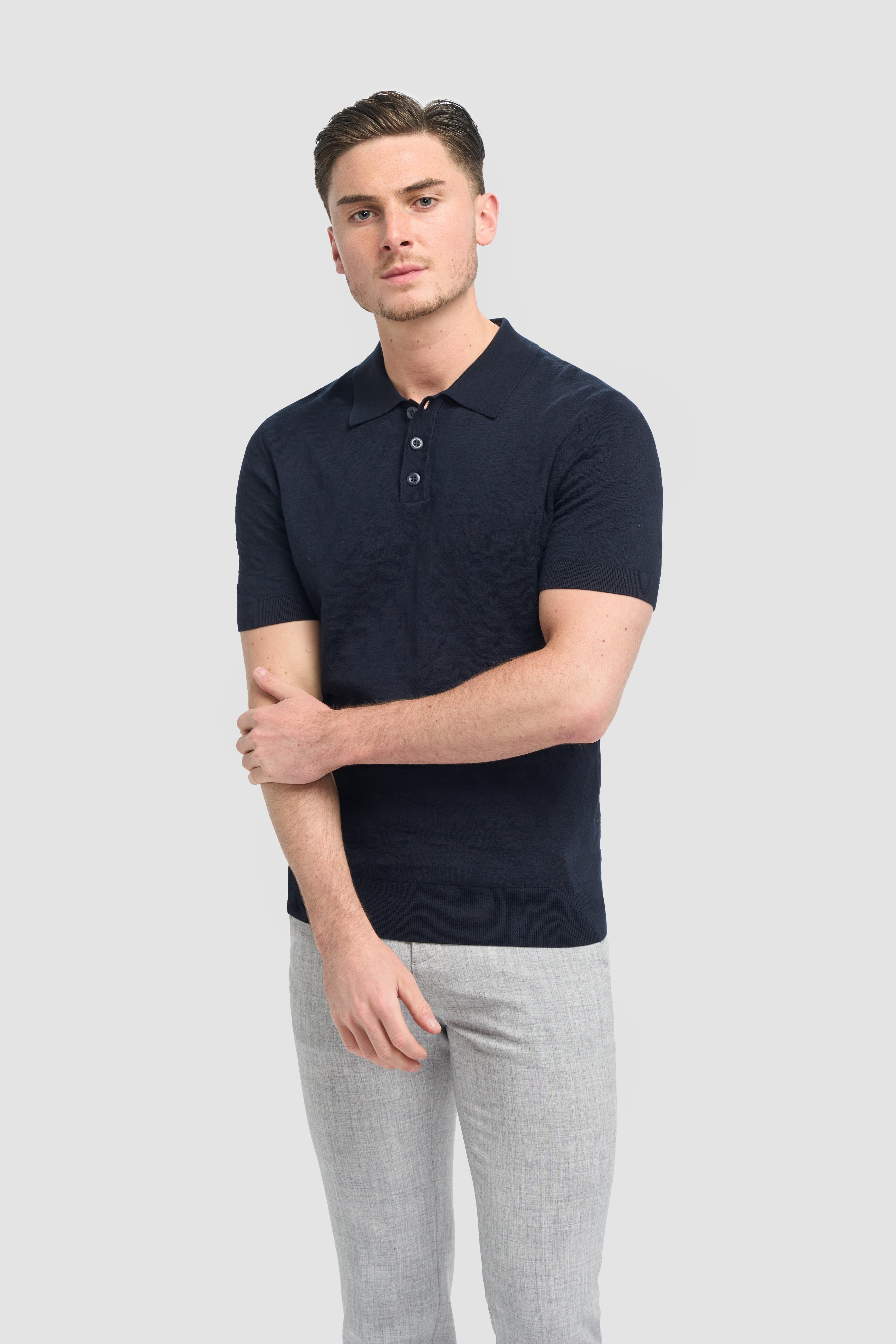 Men’s knit cotton polo shirt, short sleeves, slim fit