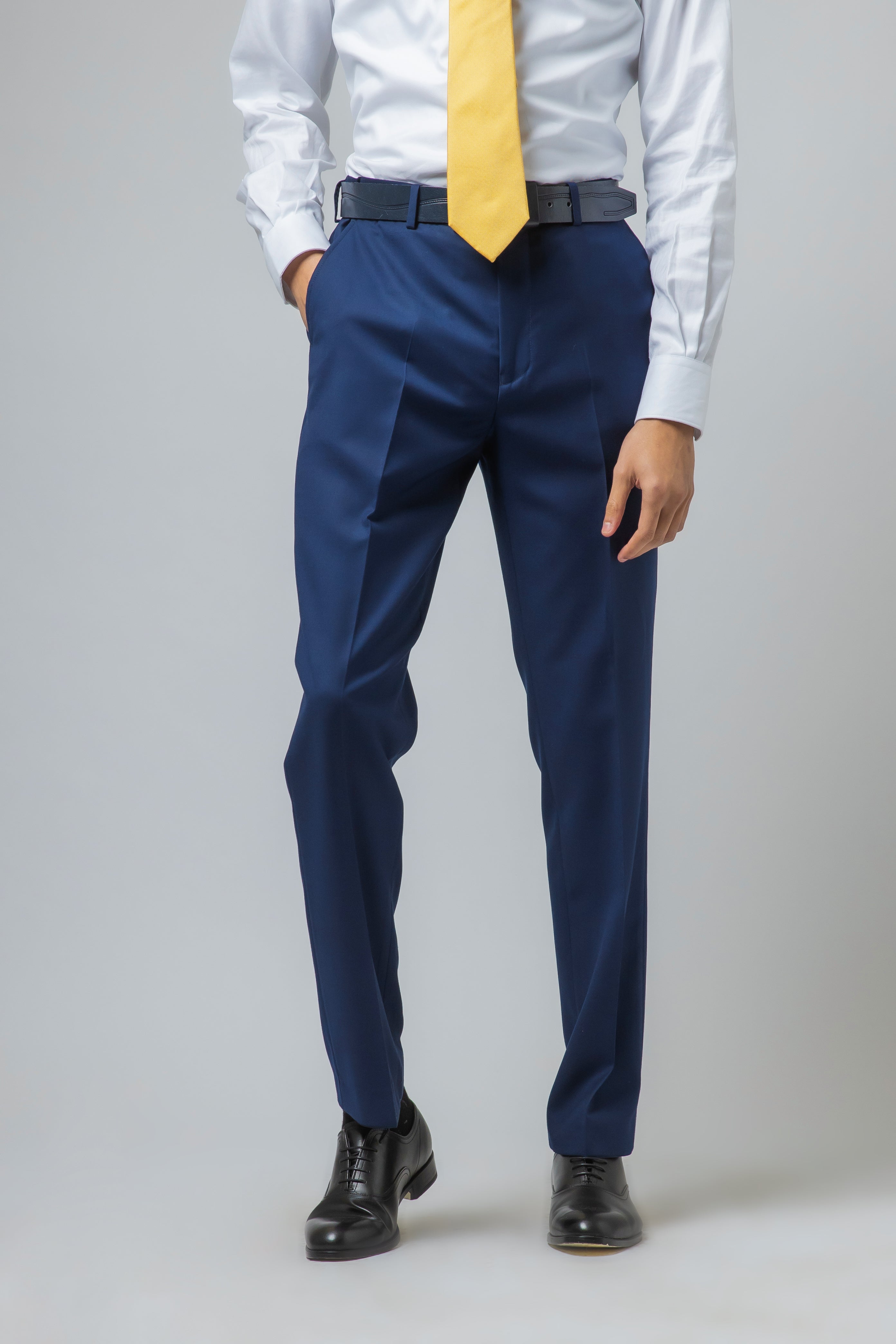 ISAAC Navy Blue Men's Slim Fit Suit