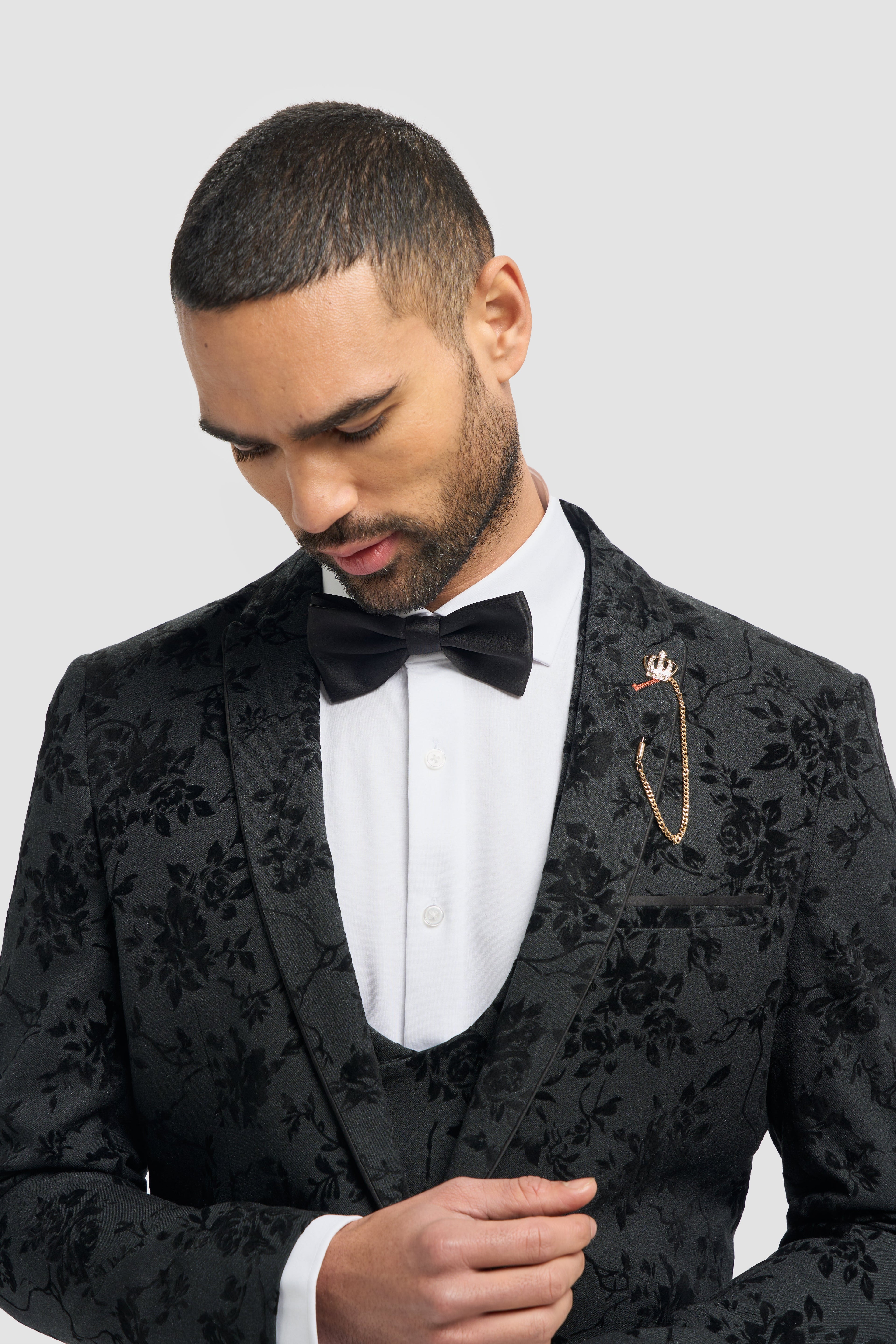 Men's Black Velvet Floral Embroidered Suit- GEORGI - Black