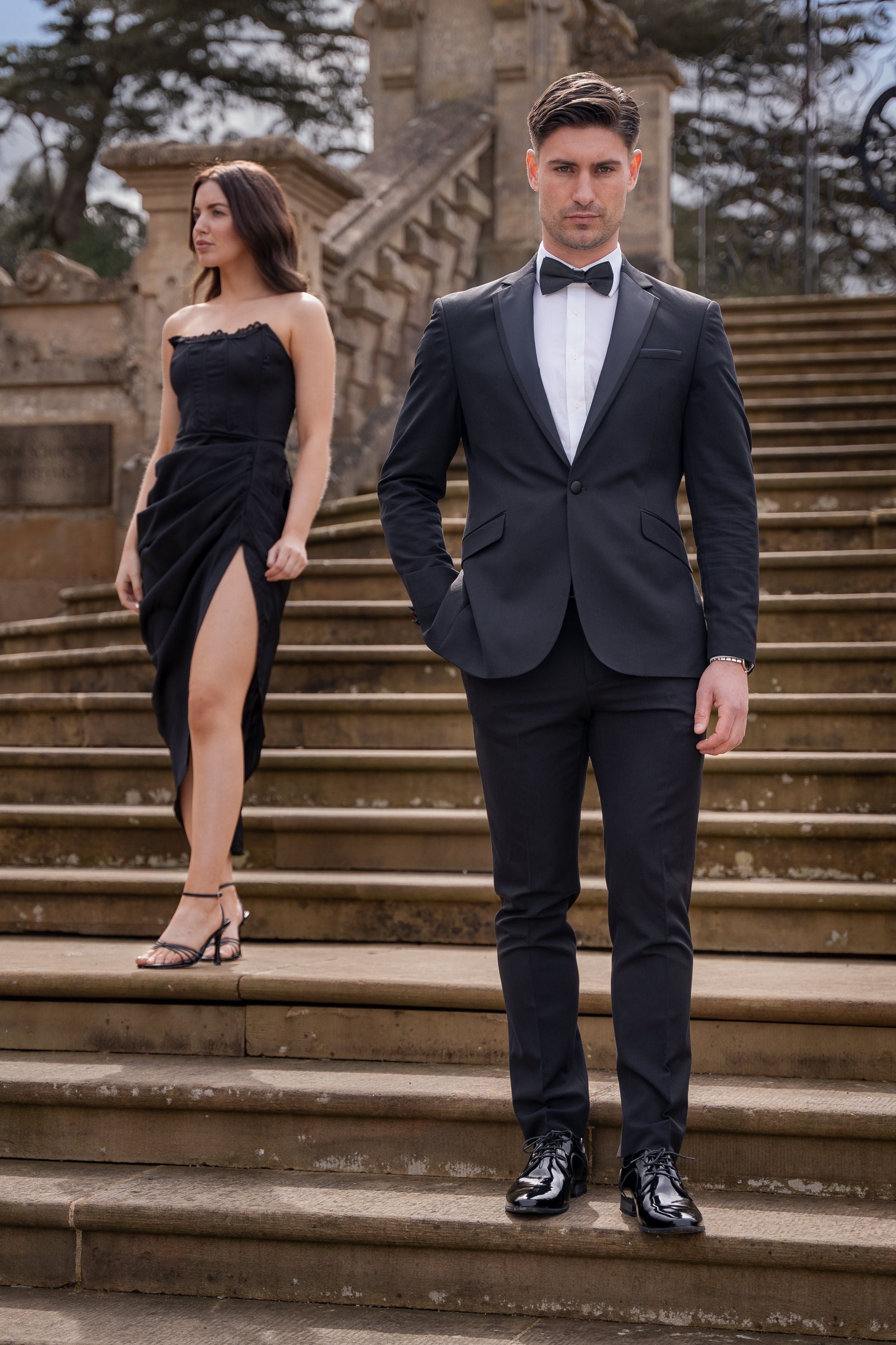 Black Men's Slim Fit Tuxedo Suit