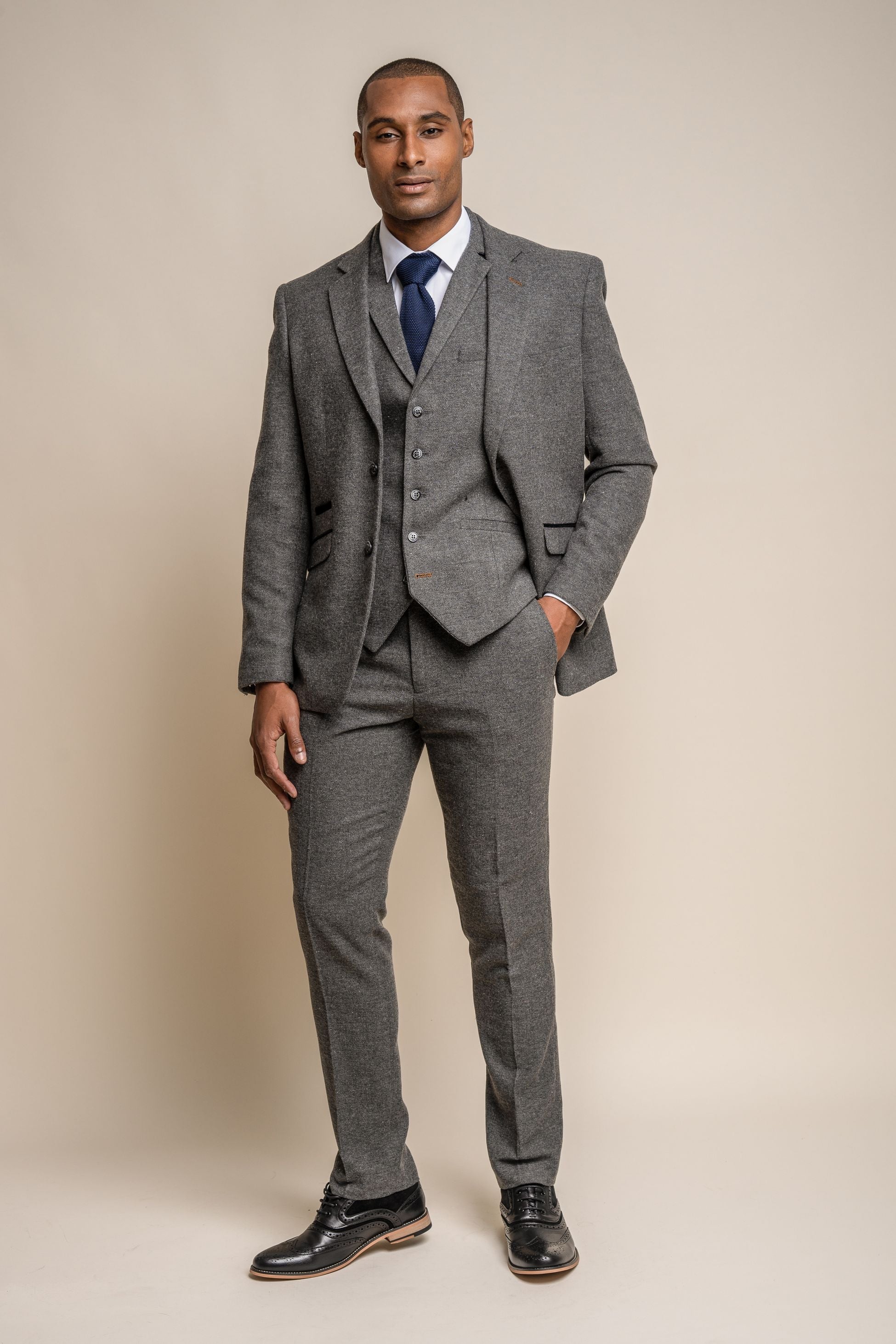 Men’s Grey Herringbone Tweed Slim Fit Suit Jacket MARTEZ