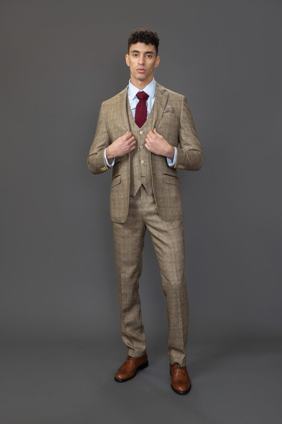 LIAM Men’s Tailored Fit Tweed Windowpane Check Beige Suit