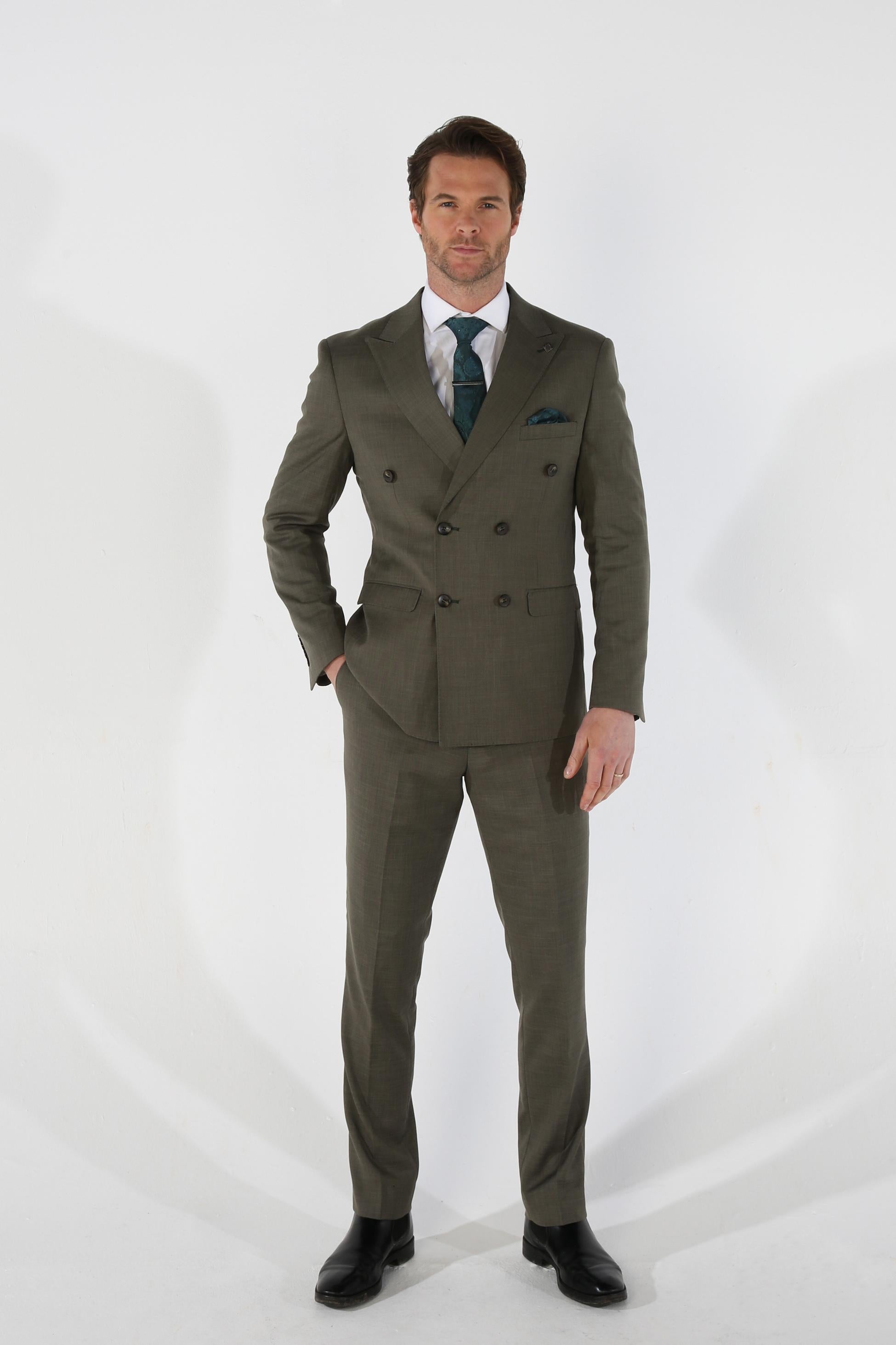 KURT Men’s Tailored Fit Plaid Double Breasted Sage Green Suit