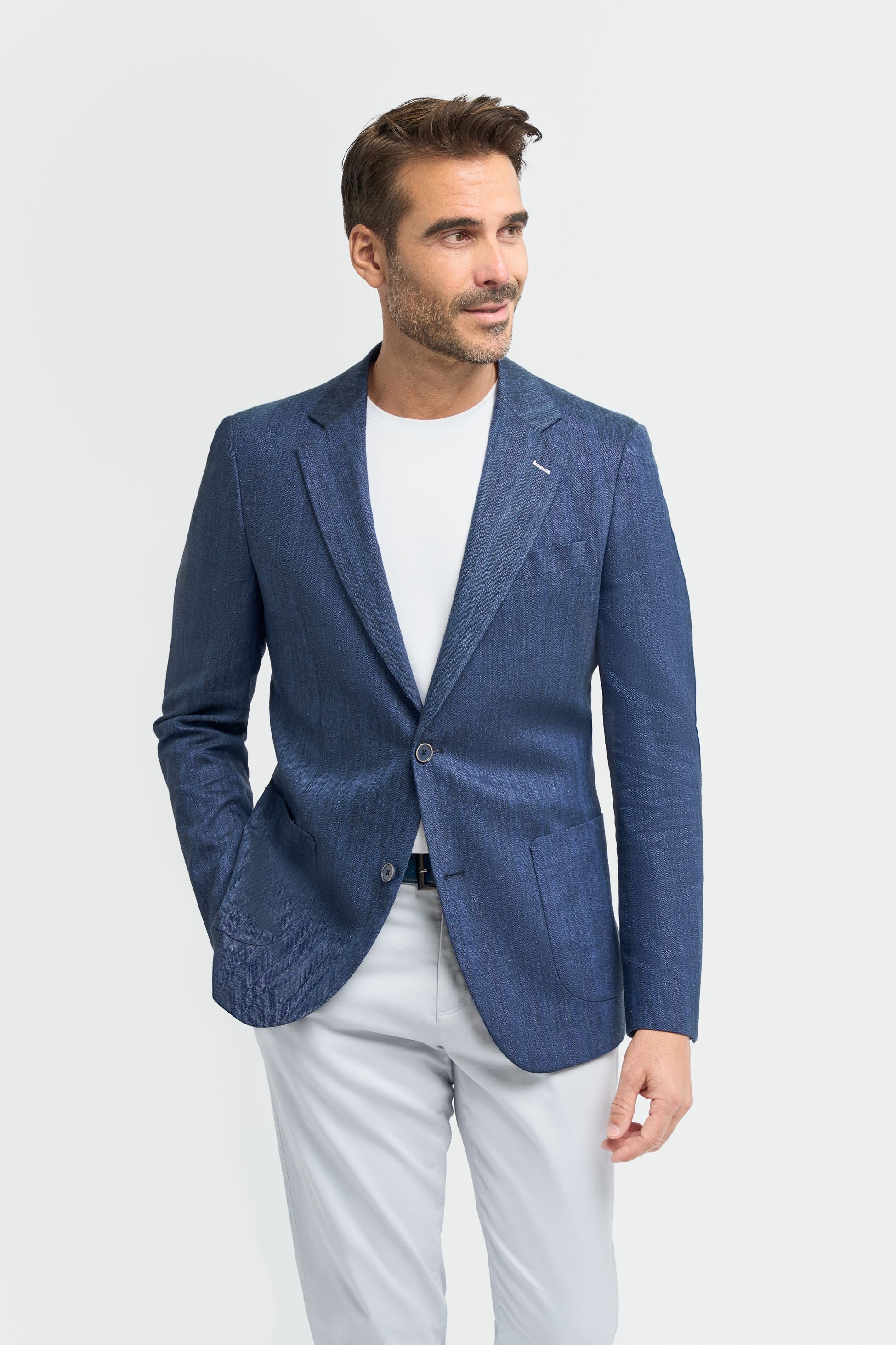 Image of men’s linen herringbone slim fit blazer in navy blue