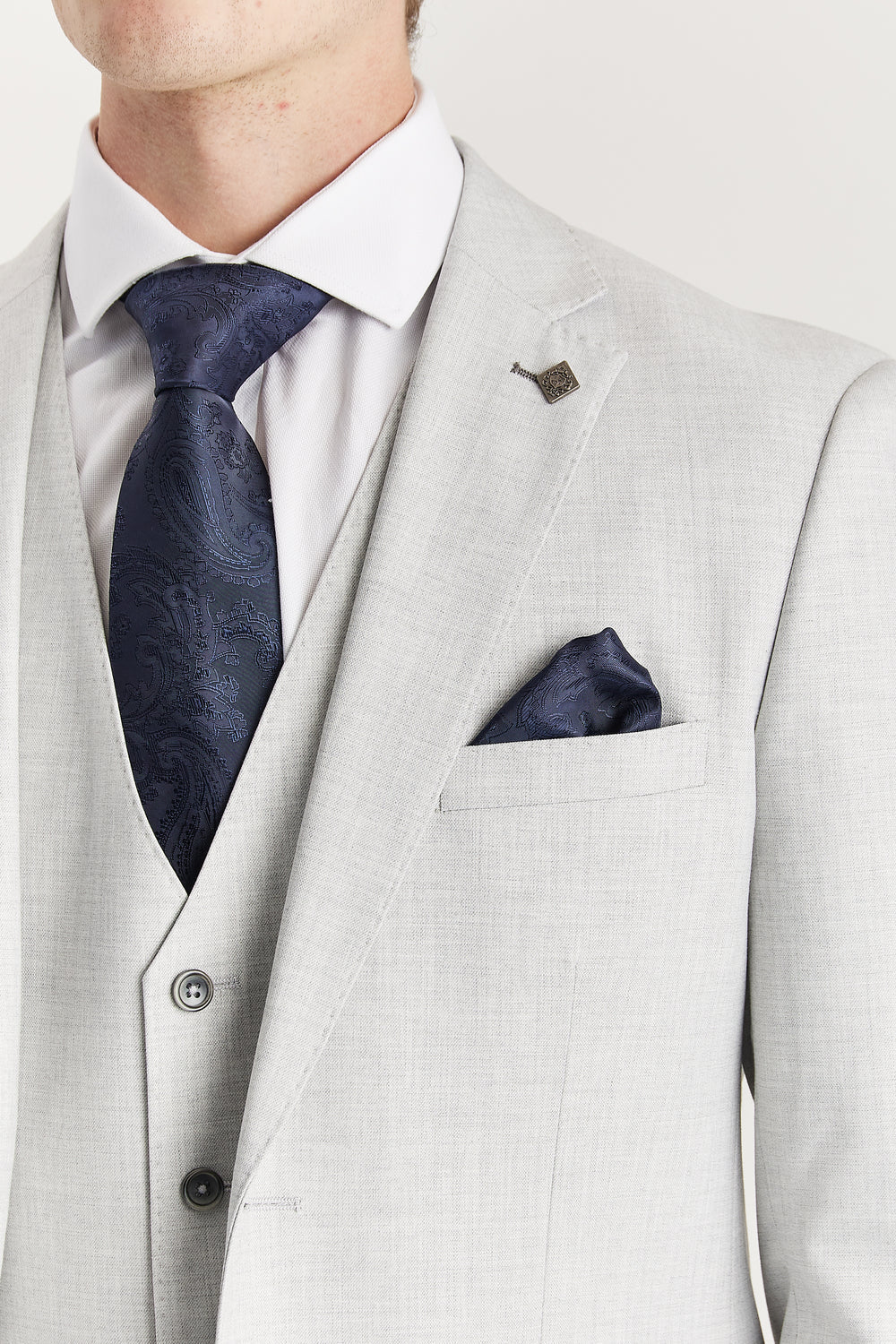 Men’s 3-Piece Tailored Fit Formal Suit - Belmont - Silver Detail Picture