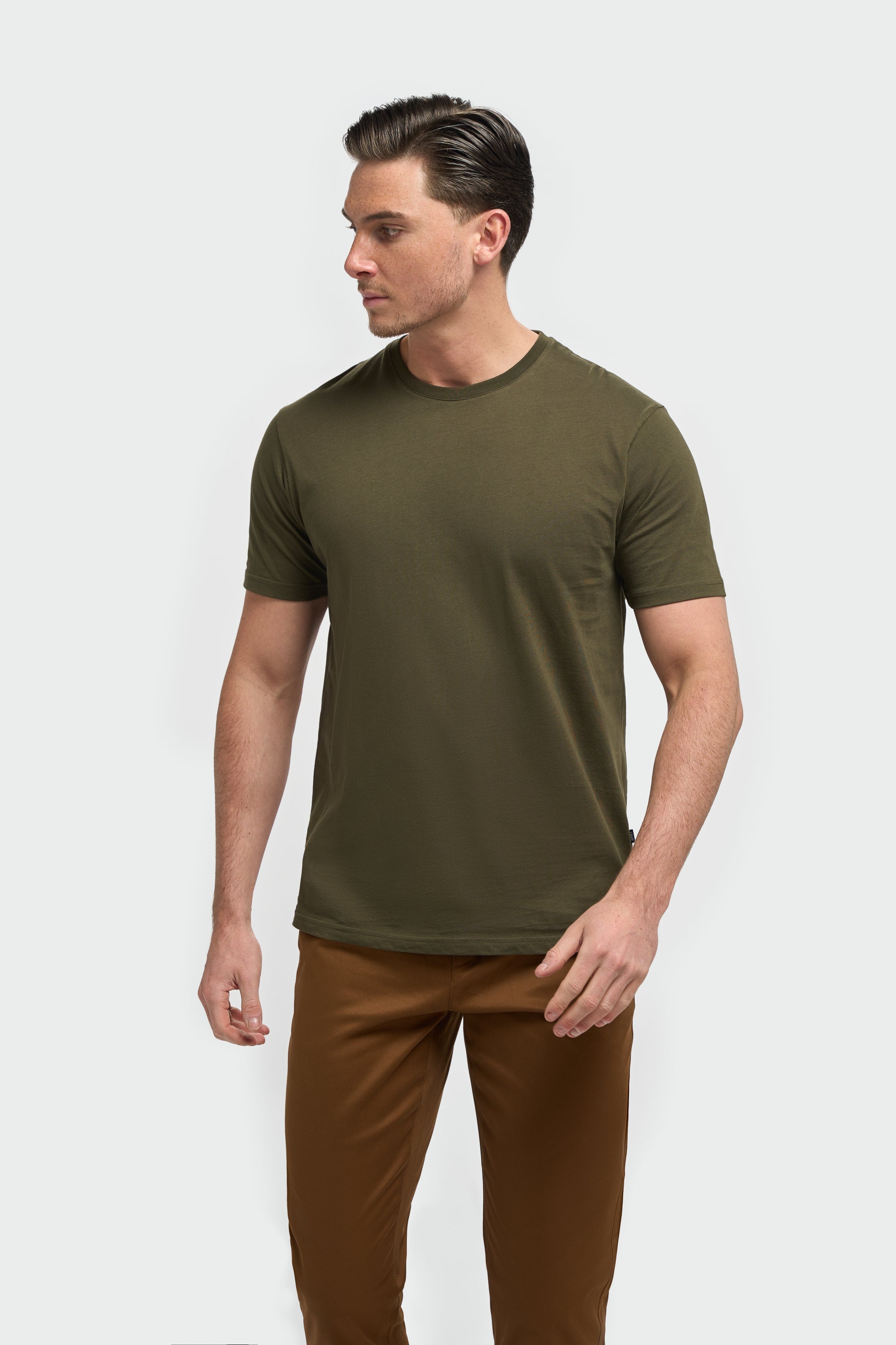 Men’s 100% cotton crewneck T-shirt, classic fit