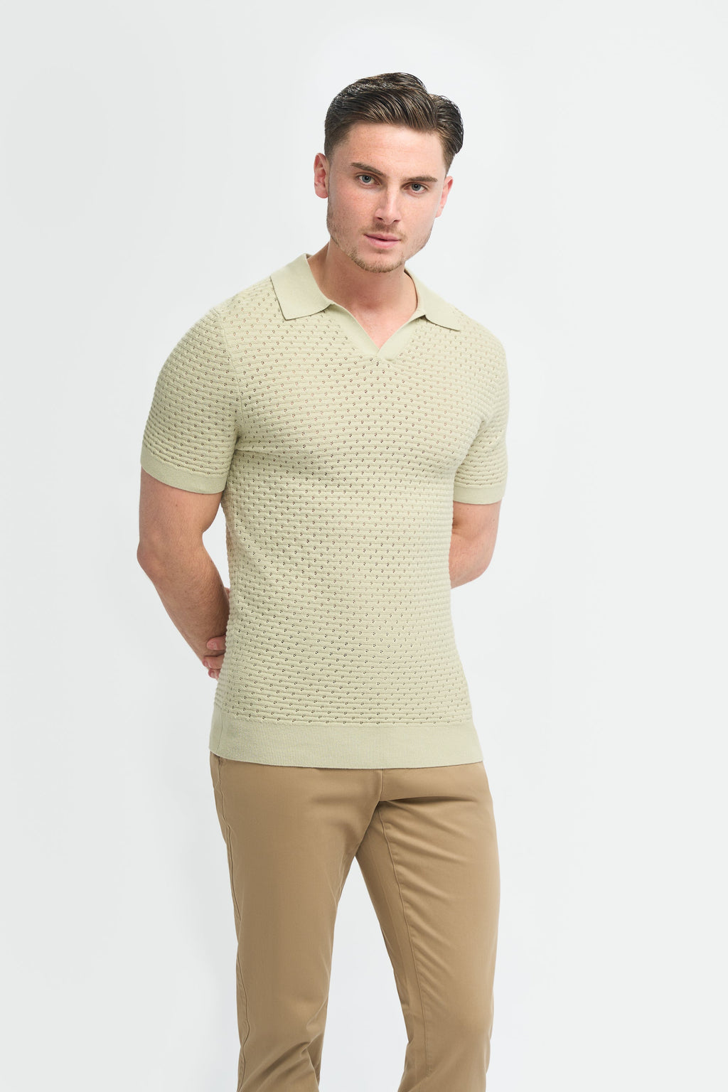 Men’s knit V-neck cotton polo shirt, short sleeve