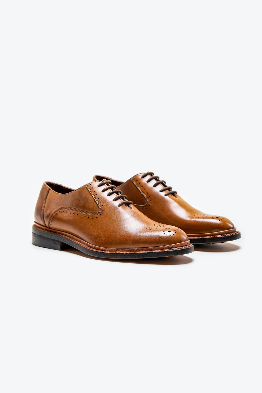 Men's tan brown leather lace-up brogue shoes, BRENTWOOD.