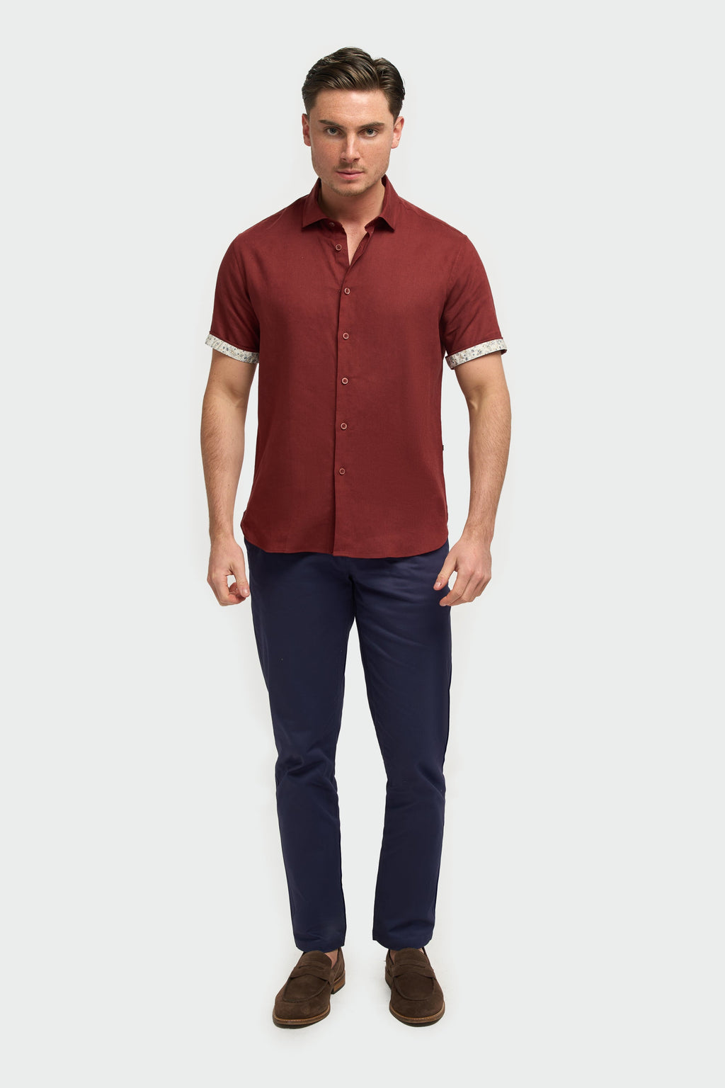 Men’s Linen Blend Short Sleeve Shirt with Cuff Trim - Matera - Rust Model Front Picture