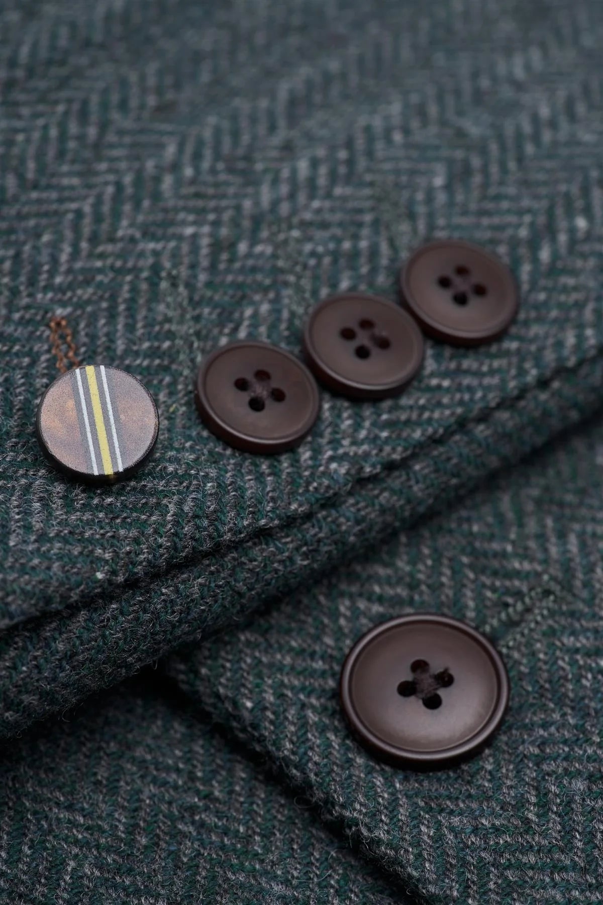 Men’s Olive Green 3 Piece Wool Herringbone Tweed Suit Thomas Buttons Picture