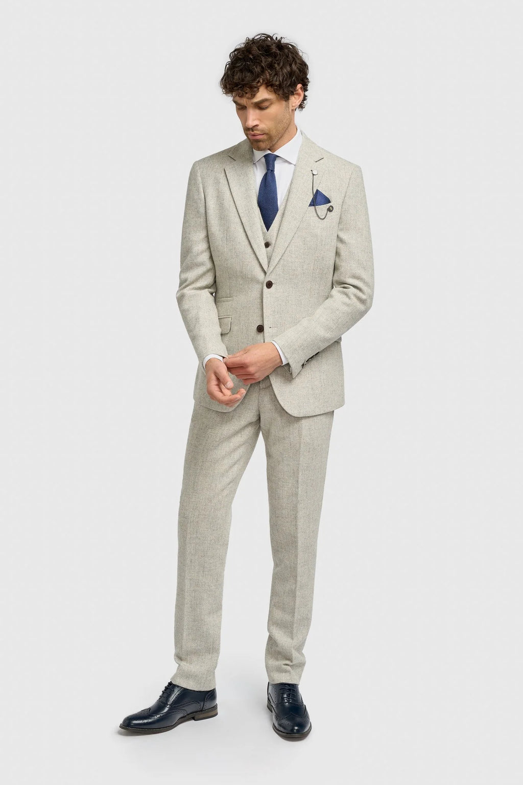 Men’s Pearl Grey 3 Piece Wool Herringbone Tweed Suit Thomas Front Picture