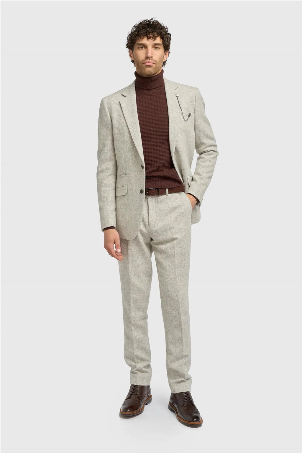 Men’s Pearl Grey Herringbone Wool Tweed Suit Jacket Thomas Model Picture