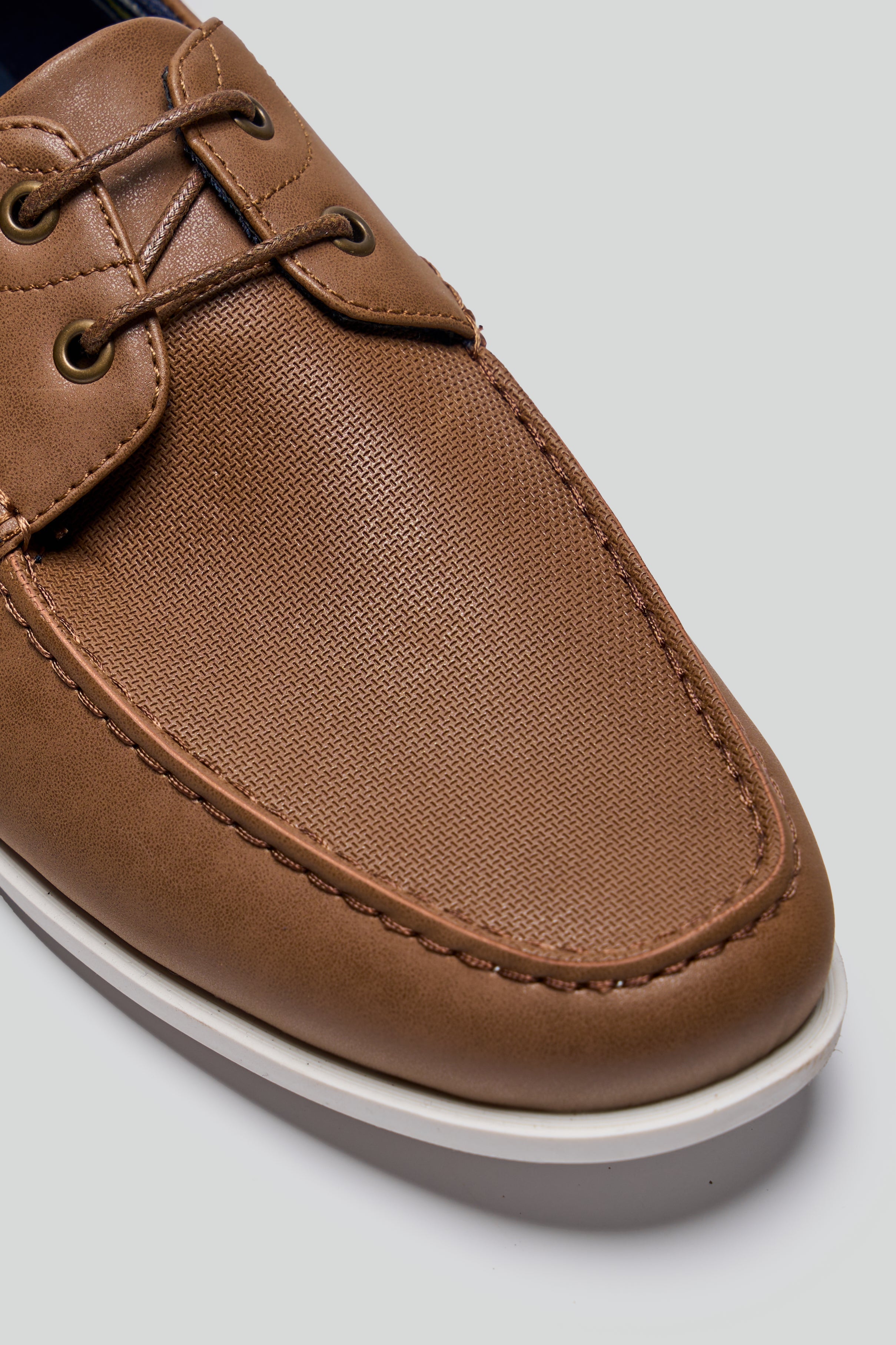 Men’s Leather Boat Shoes with White Sole - ANDROS - Tan Detail Picture