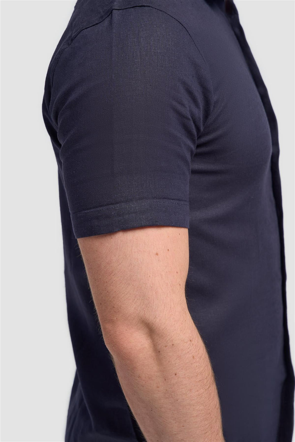 Men’s Linen Blend Short Sleeve Shirt with Cuff Trim - Matera - Navy Shirt Sleeve Picture