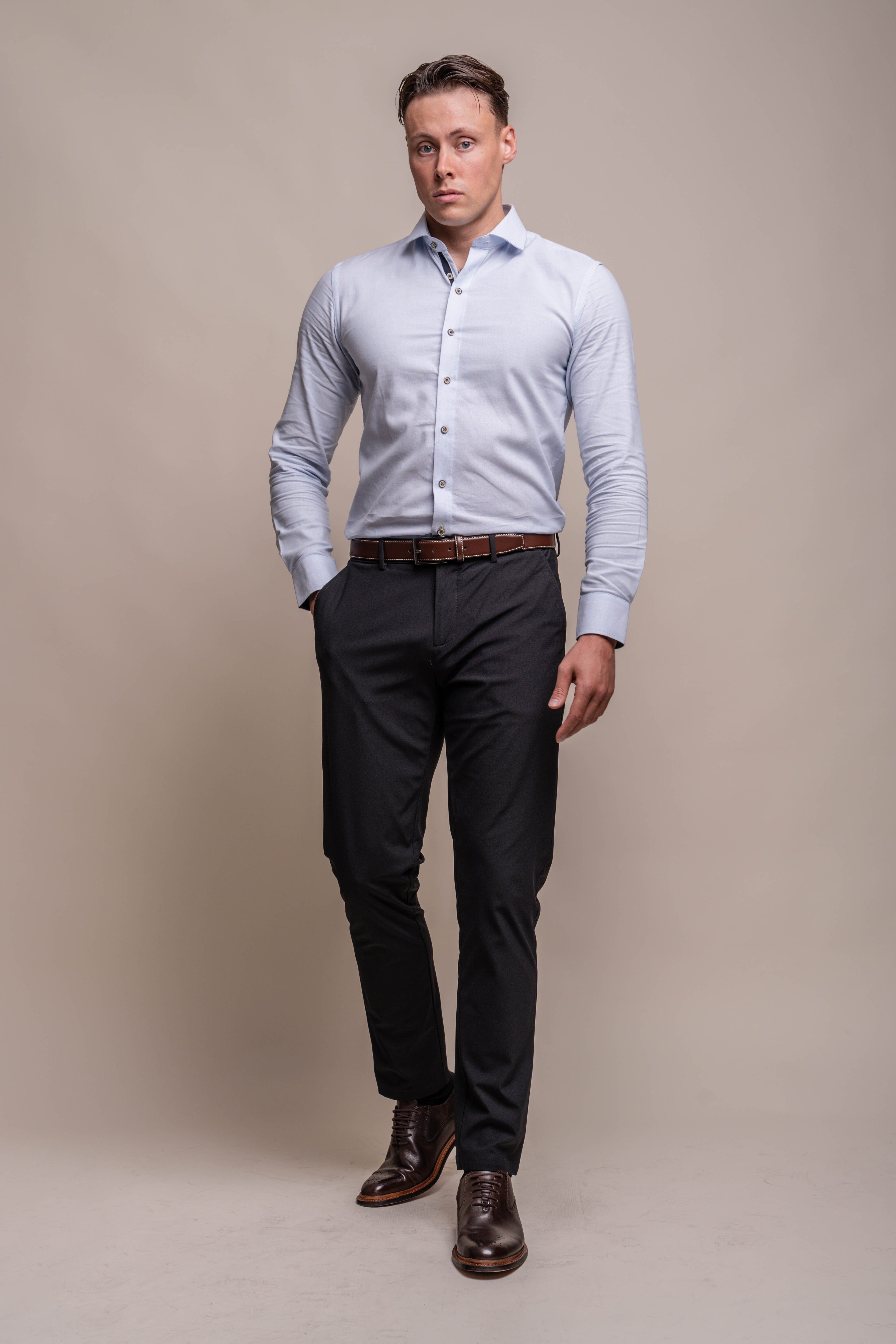 Men's Long Sleeves Linen Shirt - JORDI - Sky Blue Model Front Picture
