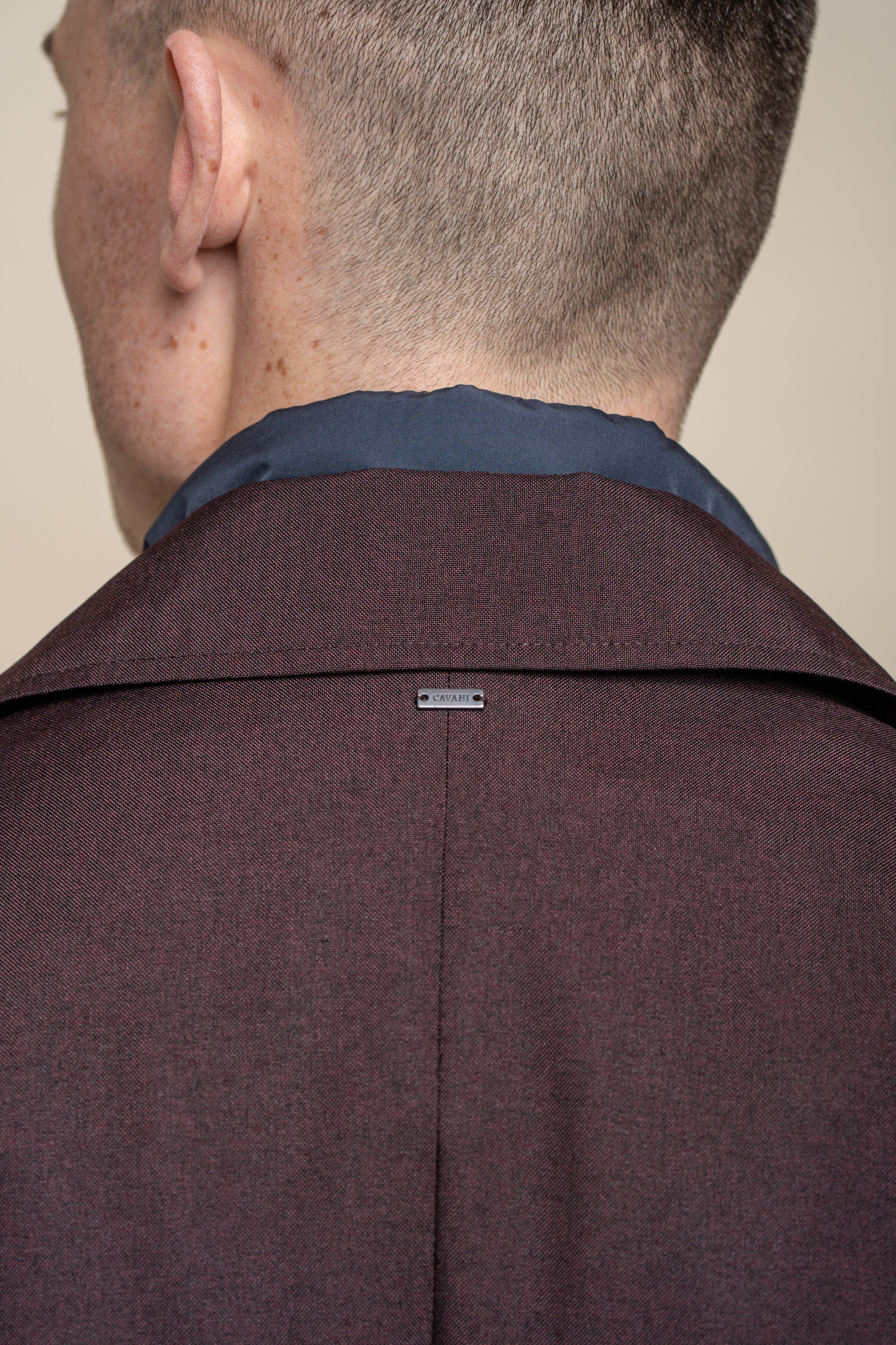 Men's Midi Length Geke Coat with Removable Zipper - BRANDO - Wine Red Back Detail Picture