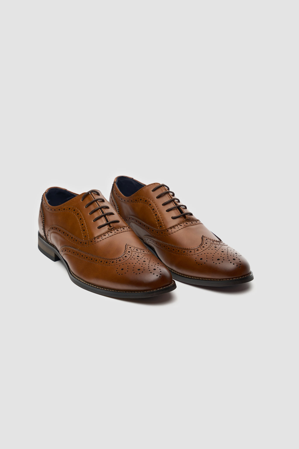 Men's tan brown oxford brogue shoes, CLARK.