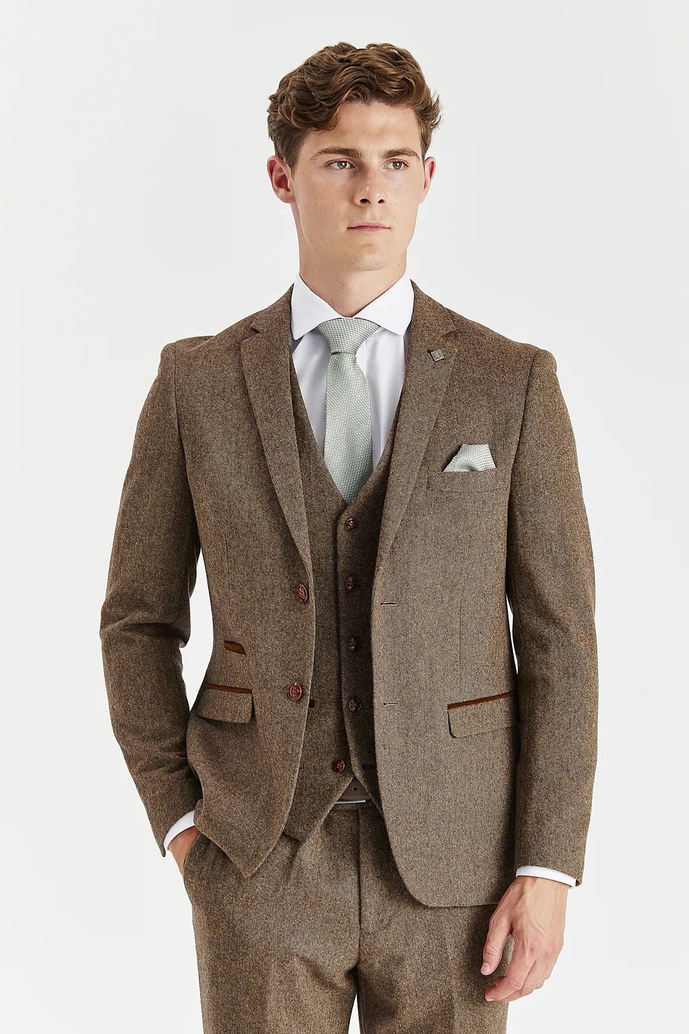 OSCAR Men’s Tailored Fit Wool Blend Brown Suit Model Picture