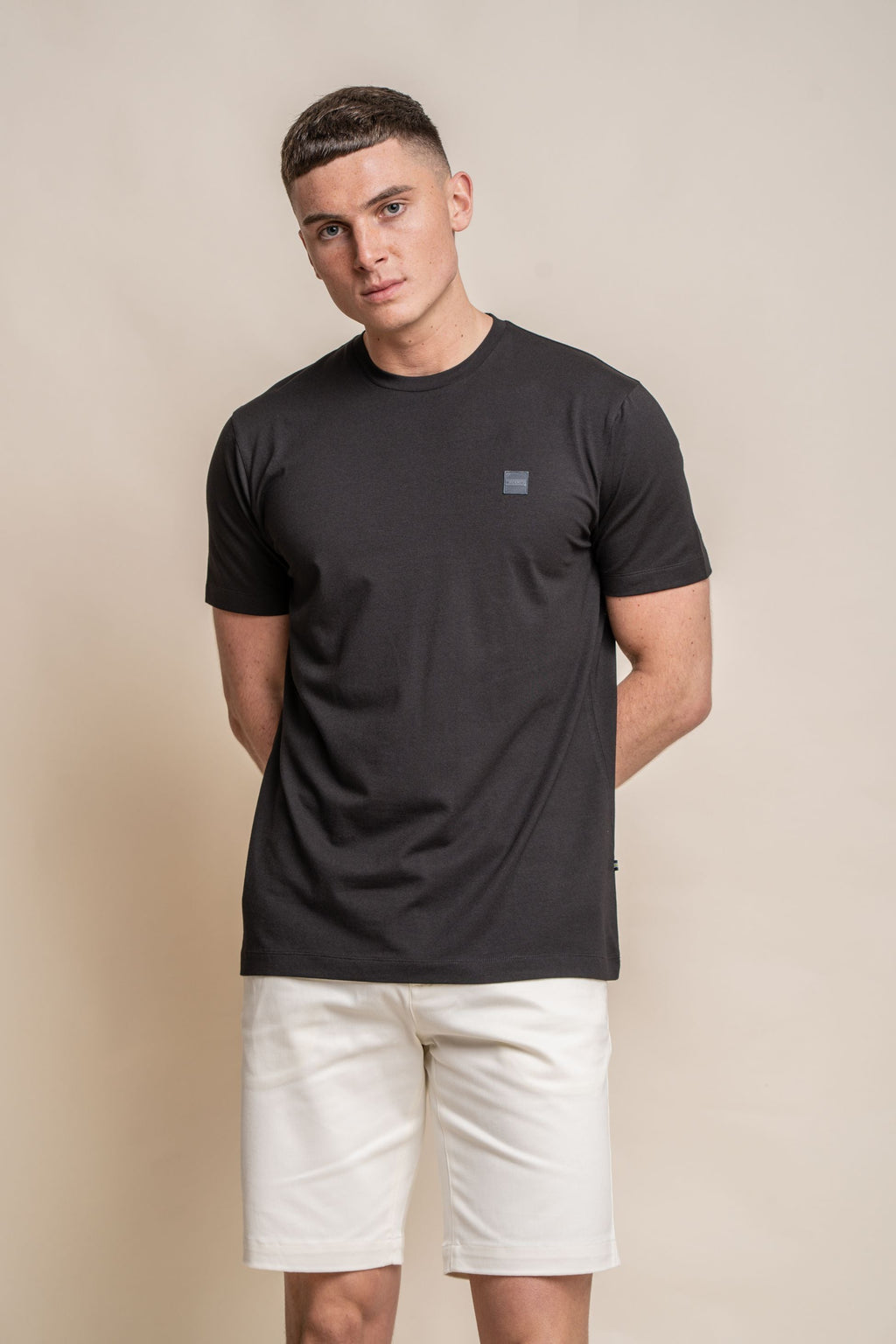 Men’s crewneck cotton T-shirt, short sleeve, slim fit