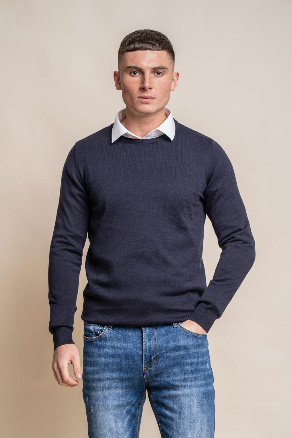 Men’s cotton crewneck jumper, slim fit, breathable