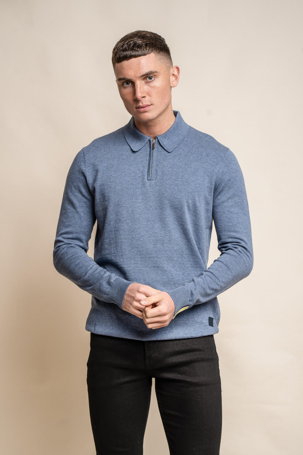 Men’s cotton quarter-zip mock neck jumper, slim fit