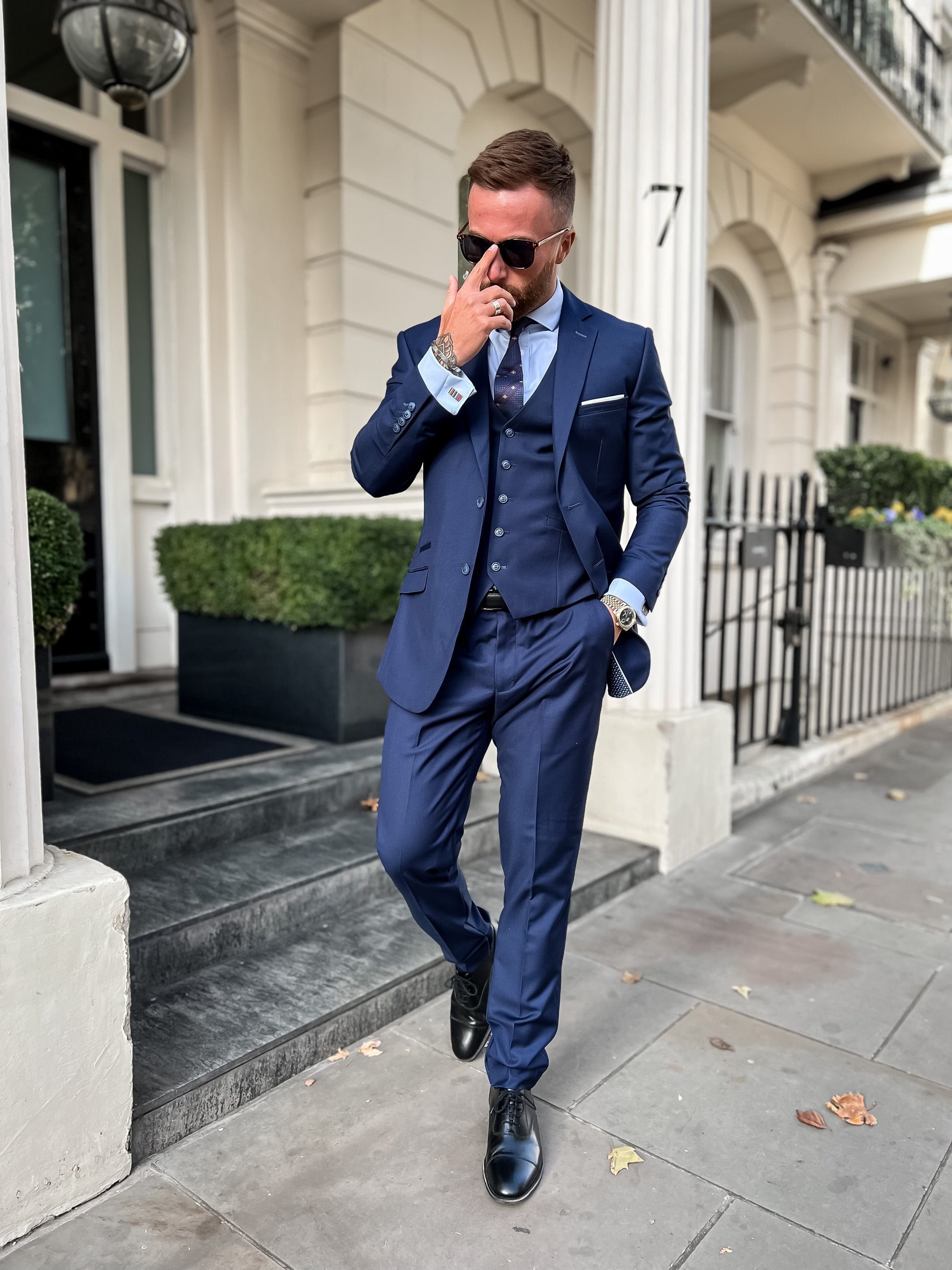 Men's Slim Fit Suit Jacket - JEFFERSON Navy - Navy Blue Life Style Picture