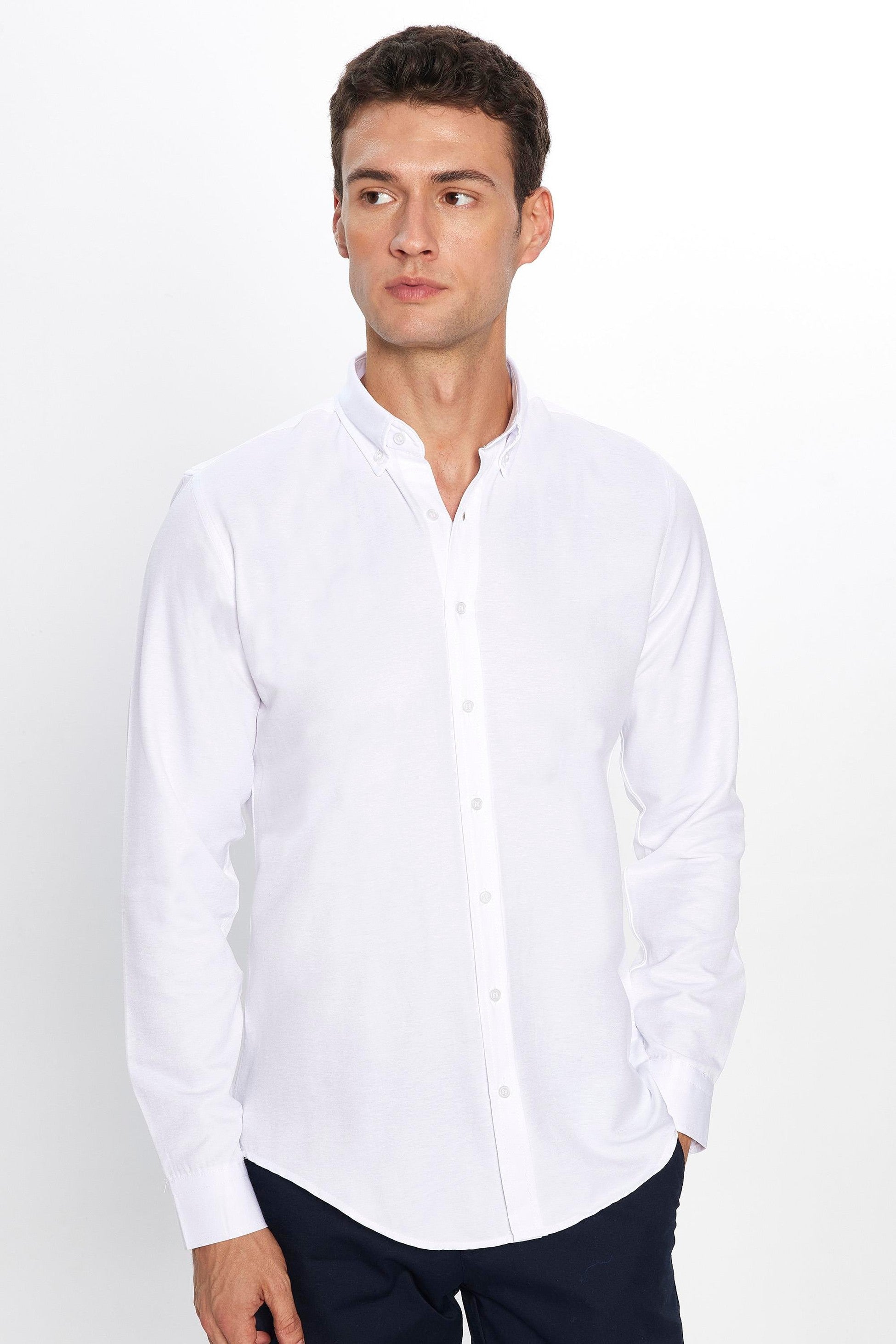 Men’s slim fit oxford shirt long sleeve essentials