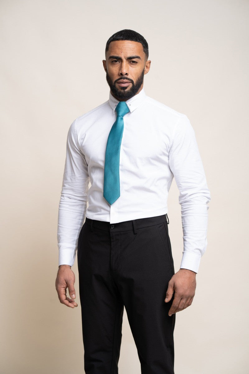 Men’s slim fit pin collar dress shirt white cotton