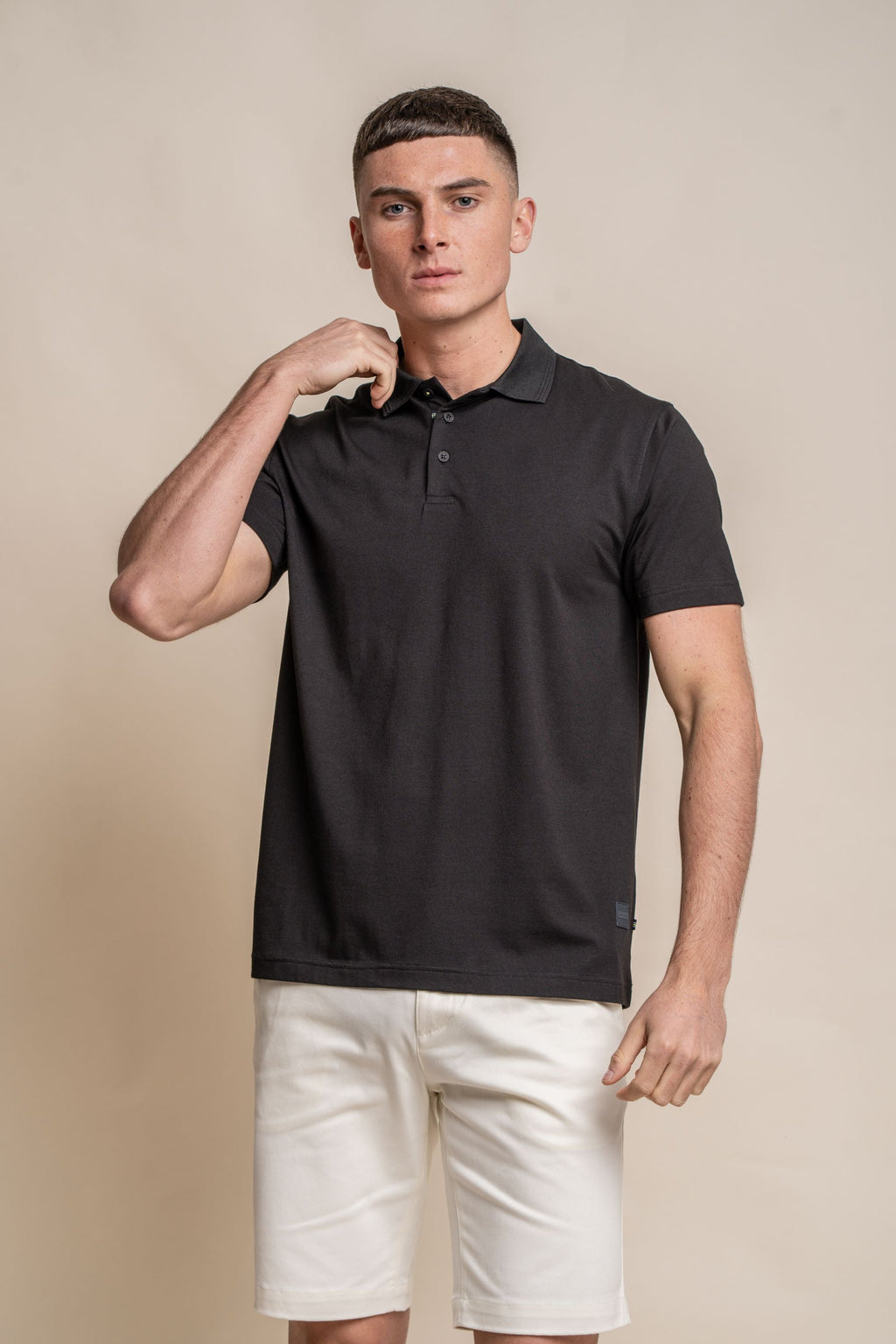 Men’s active polo T-shirt, slim fit, quick-dry knit