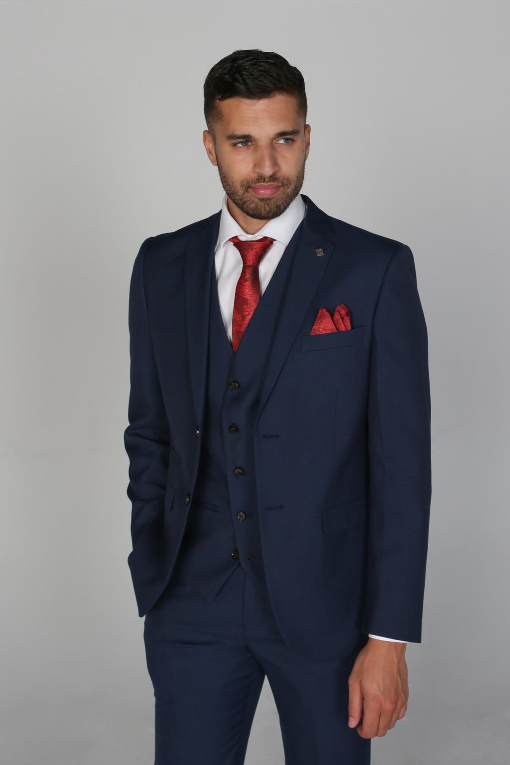 Men's tailored fit navy blue suit