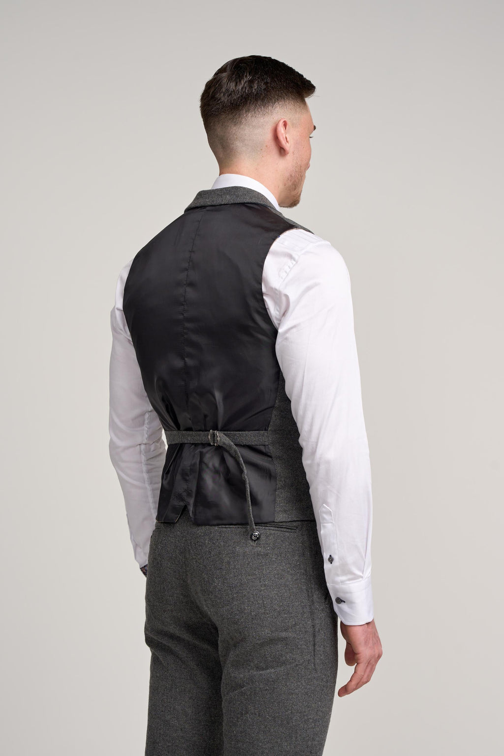 COSMO Grey Men's Herringbone Tweed Suit