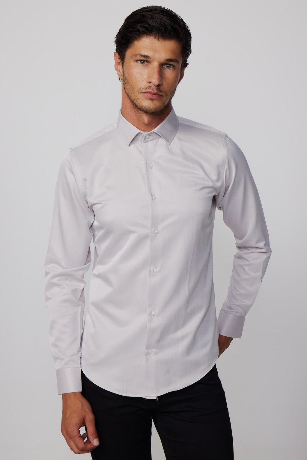 Men’s slim button-down cotton dress shirt classic