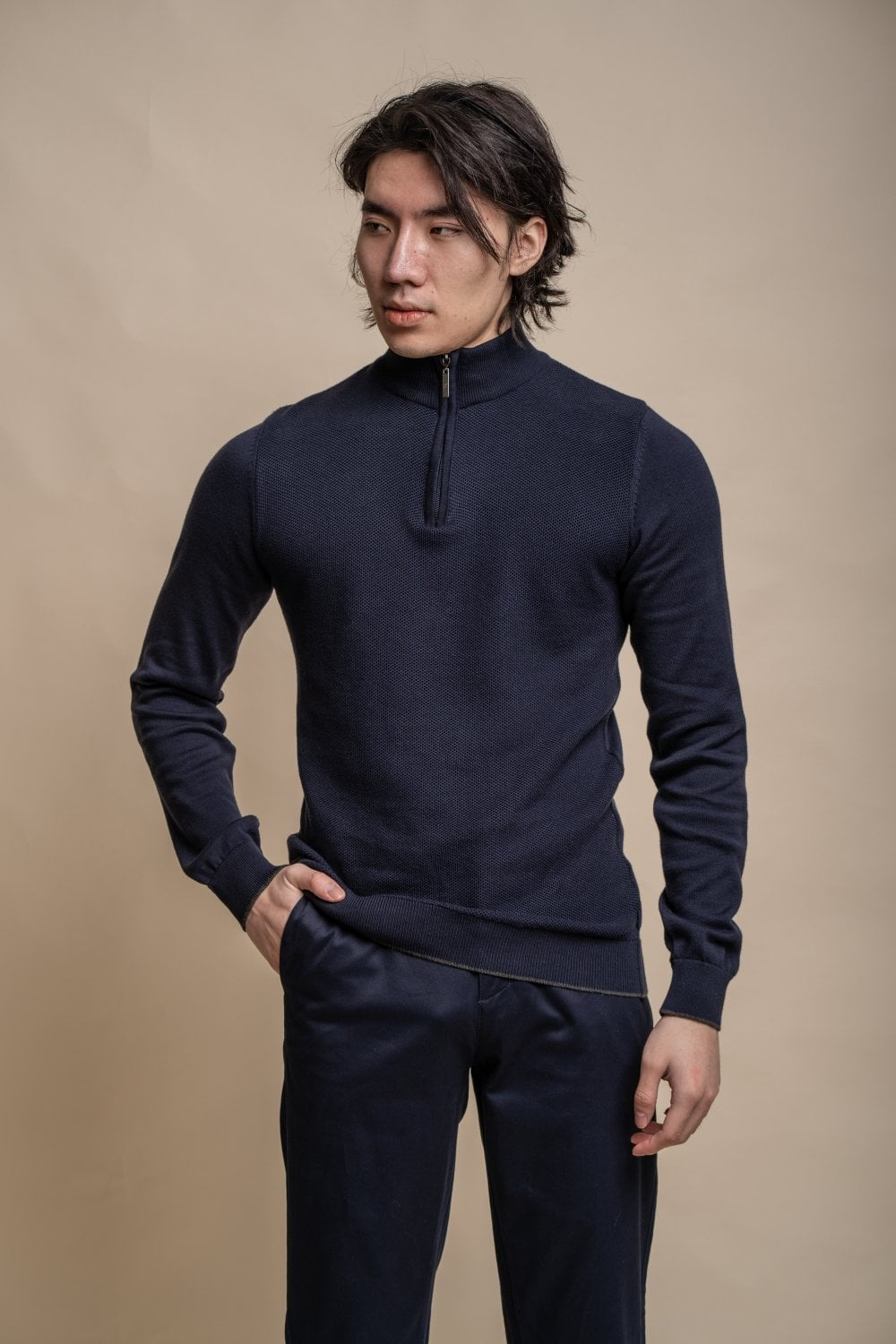 Men’s cotton quarter-zip jumper, everyday layer