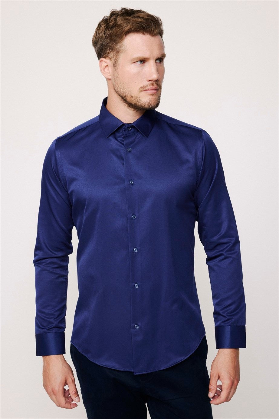 Men’s slim button-down cotton dress shirt everyday