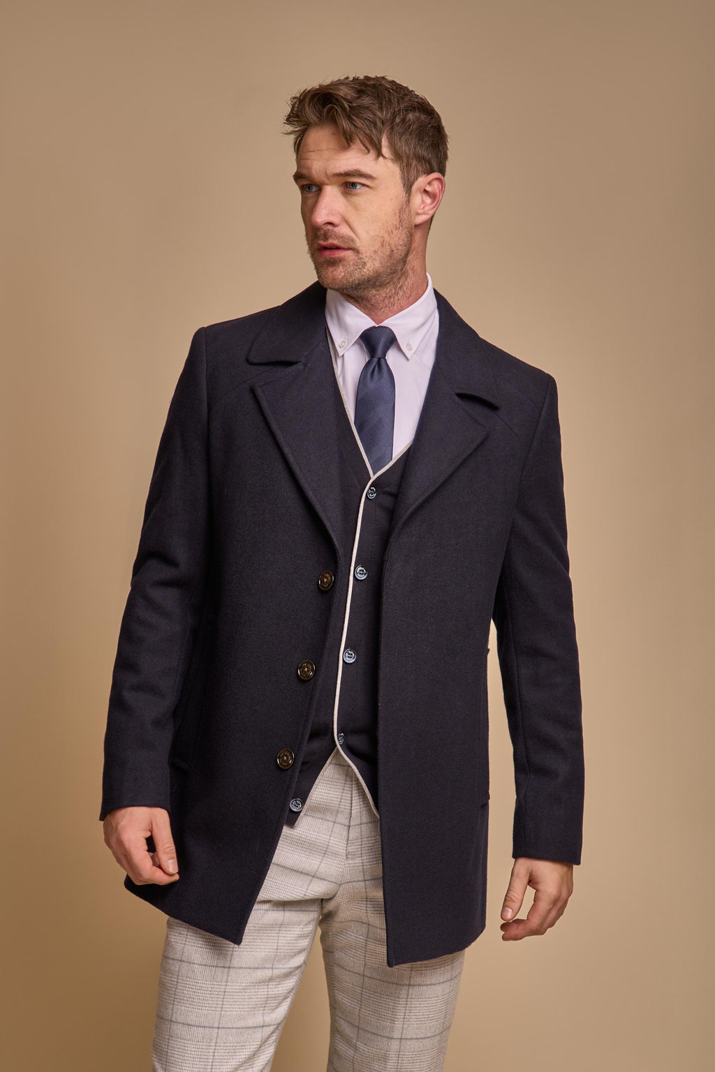 Men’s slim-fit wool-blend coat in navy blue, MARCUS.