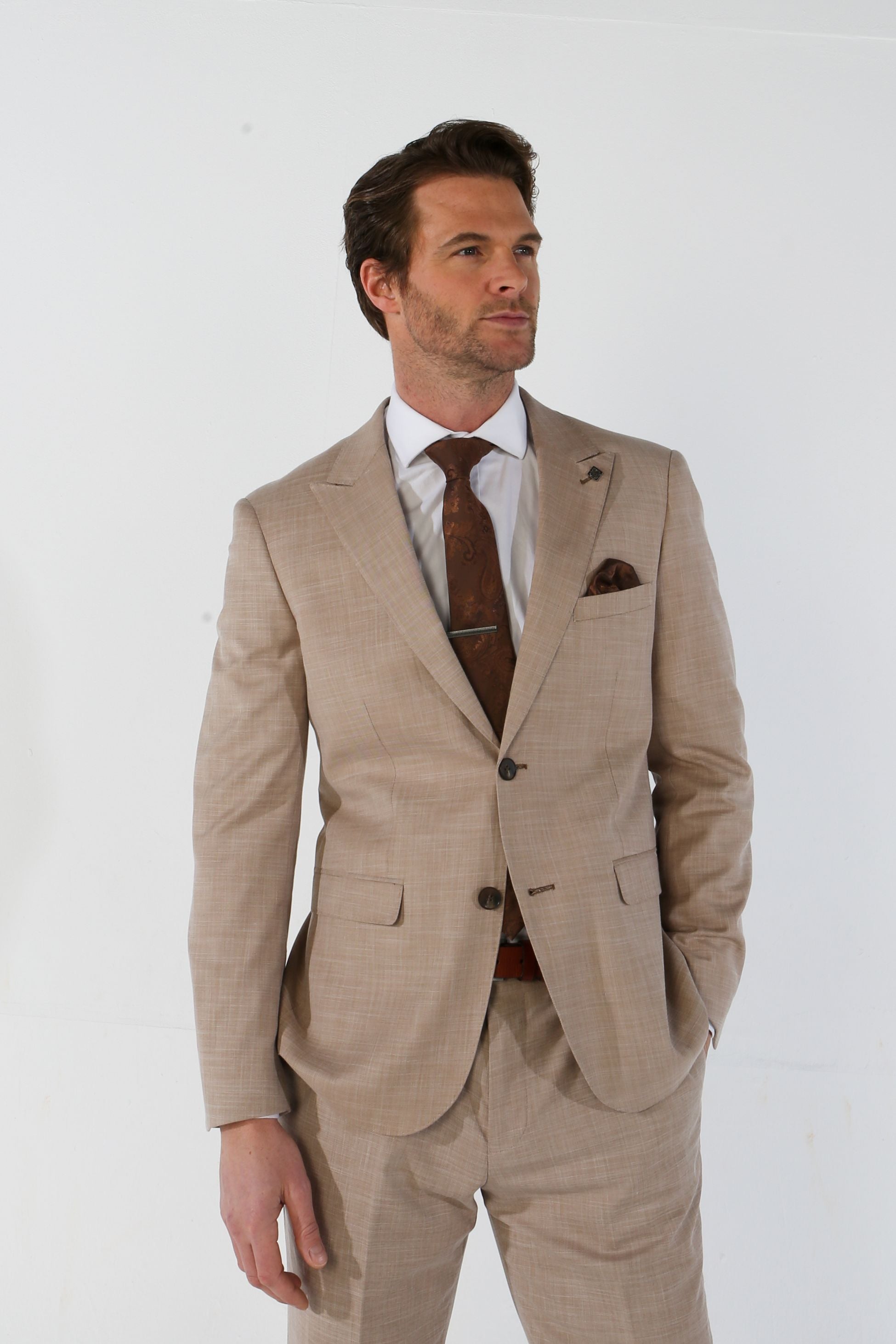 Mens beige tailored fit plaid suit jacket KURT displayed on model