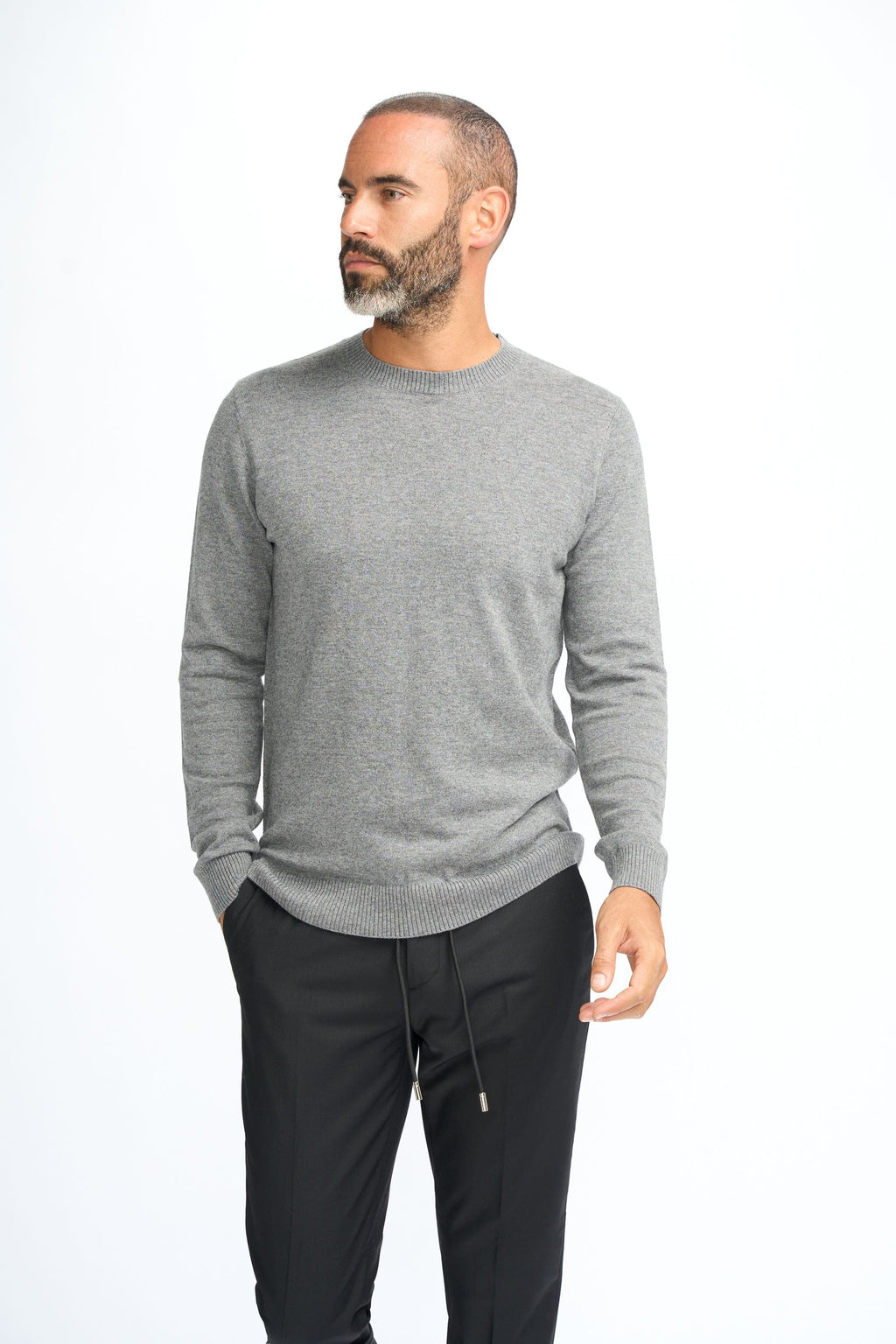 Men’s wool-blend knit pullover jumper, classic crewneck